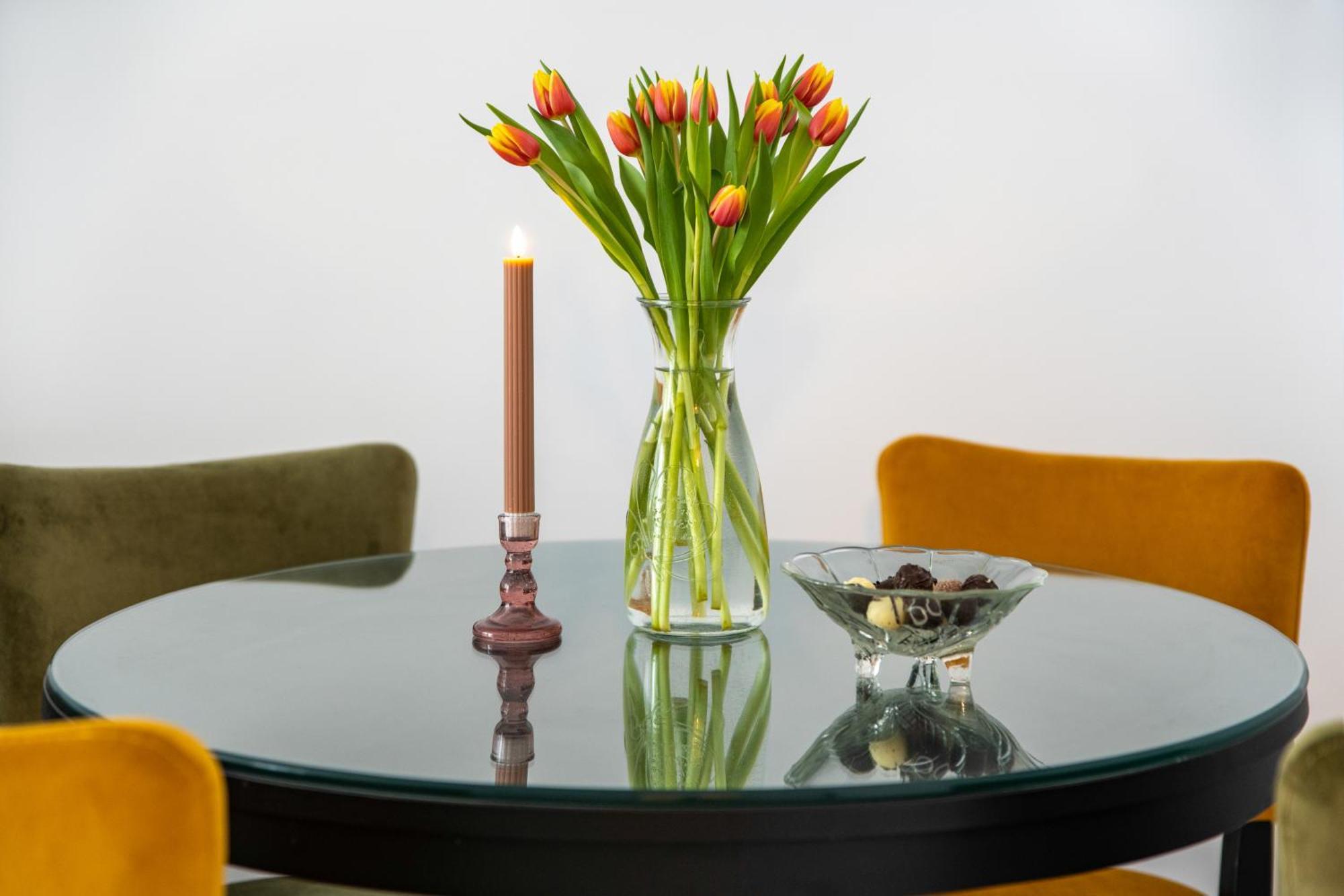 Springhome - Cozy Apartment With Balcony & Parking Braşov Exteriör bild