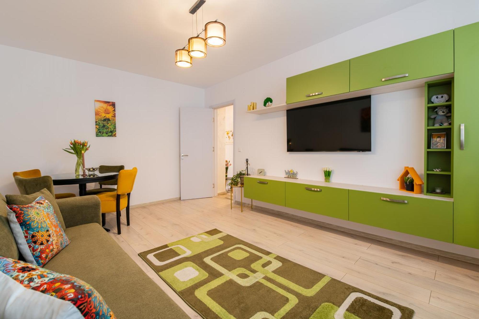 Springhome - Cozy Apartment With Balcony & Parking Braşov Exteriör bild